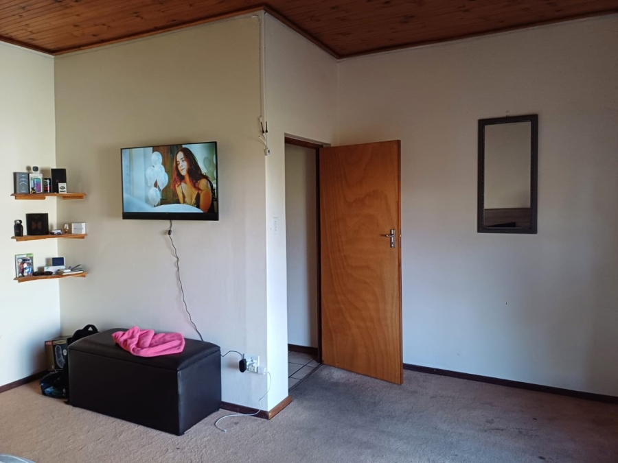 4 Bedroom Property for Sale in Prince Alfred Hamlet Western Cape